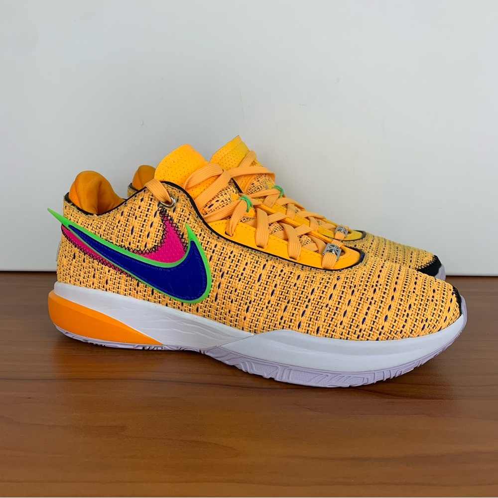 Nike Lebron 20 Basketball Shoes